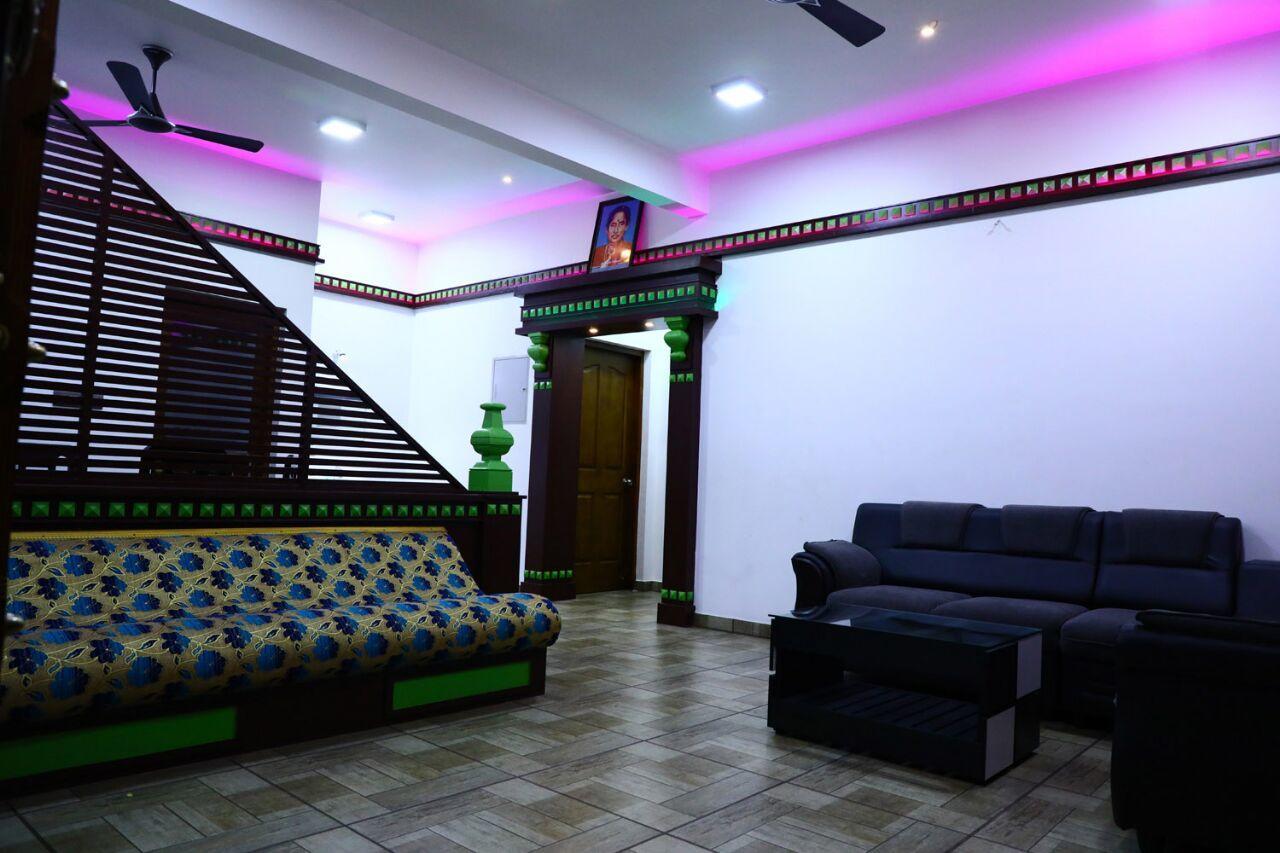 Sri Lakshmi Gardens Hotel Thekkady Esterno foto
